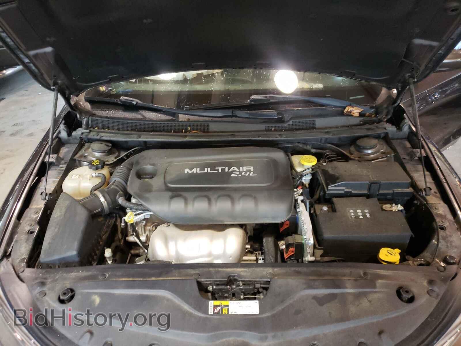 2016 CHRYSLER 200 - VIN: 1C3CCCAB0GN115527 - Фото 7