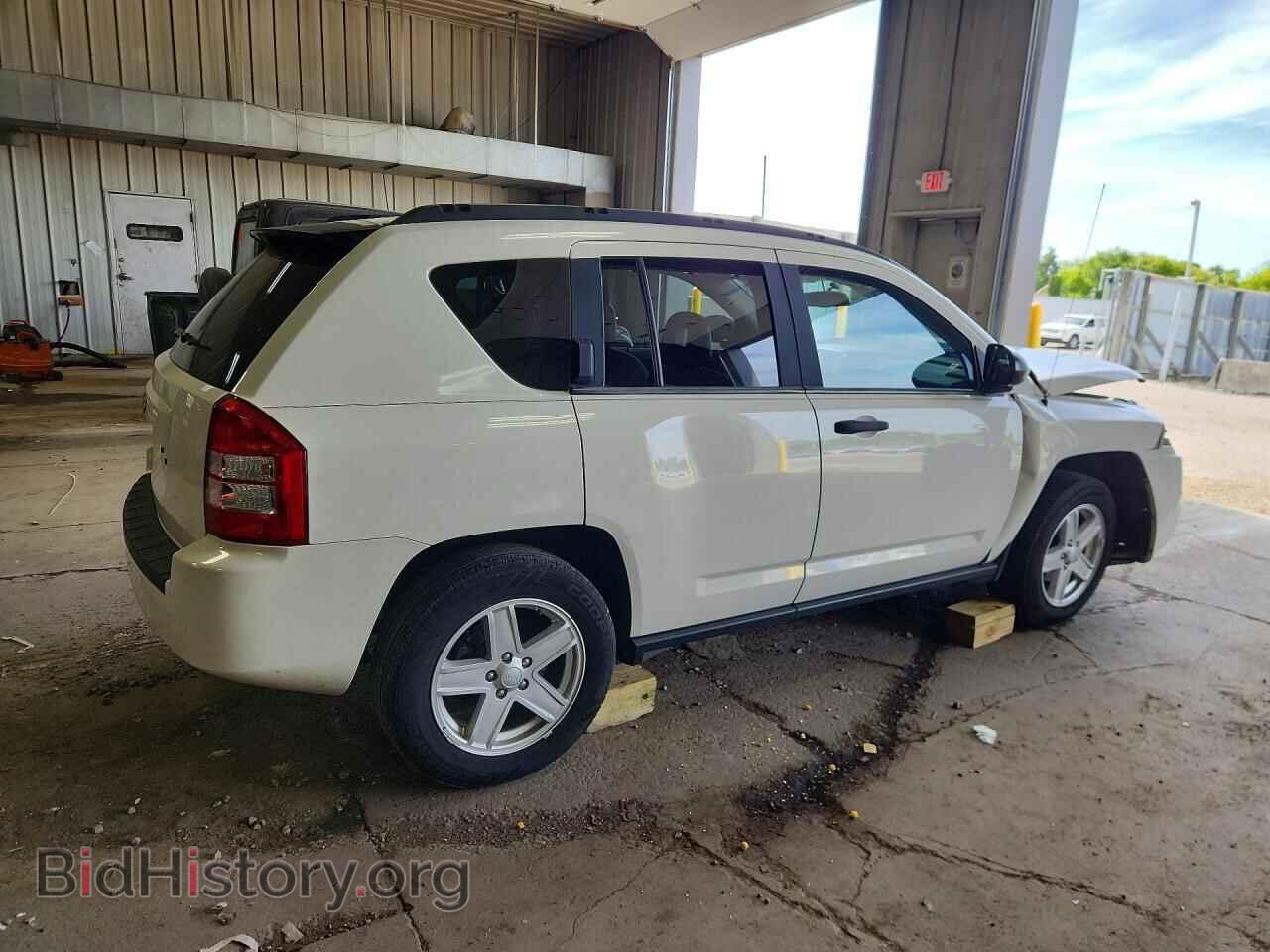 2007 JEEP COMPASS - VIN: 1J8FF47W67D197553 - Фото 3