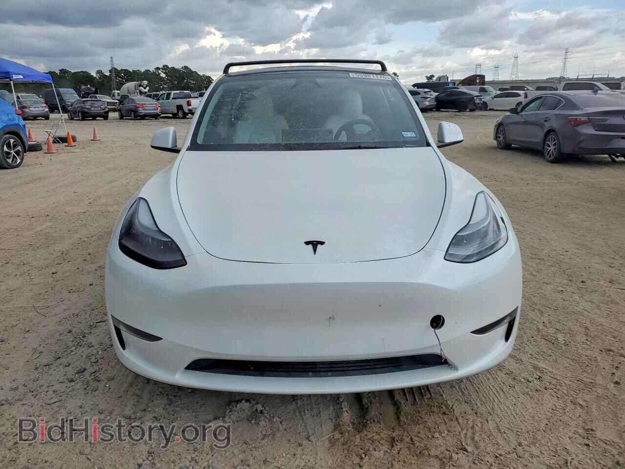 2024 TESLA MODEL Y - VIN: 7SAYGDEE6RA313952 - Фото 5