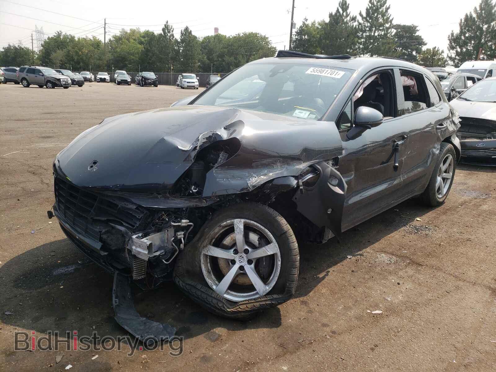 2017 PORSCHE MACAN - VIN: WP1AA2A52HLB01329 - Photo 2