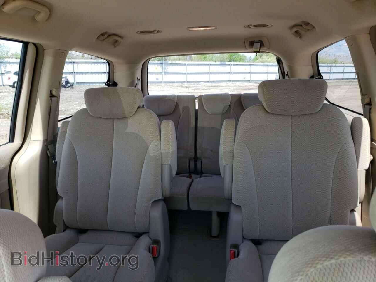 2007 KIA All Models - VIN: KNDMB233176182540 - Photo 10