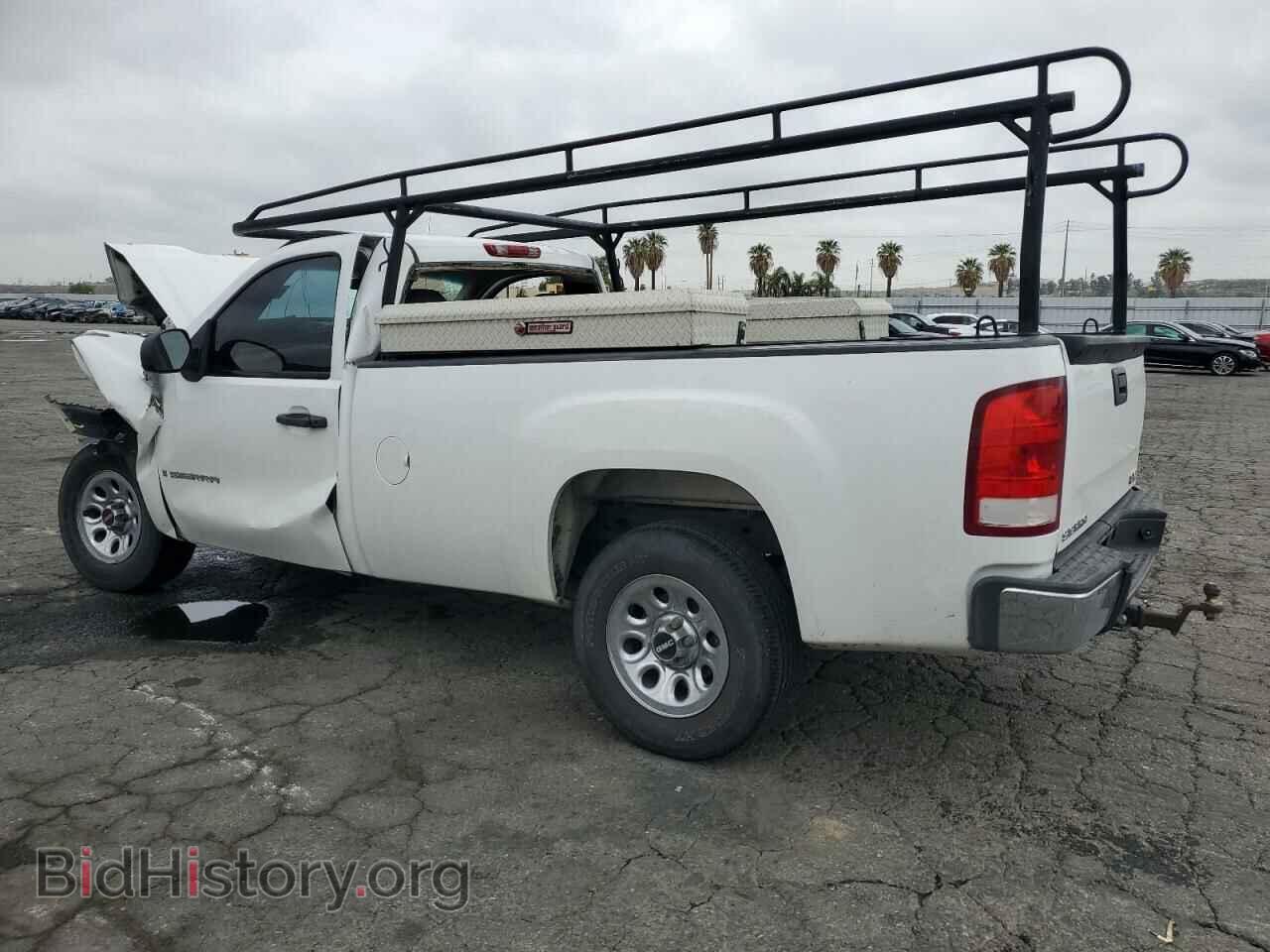 2008 GMC SIERRA - VIN: 1GTEC14CX8Z901679 - Фото 2