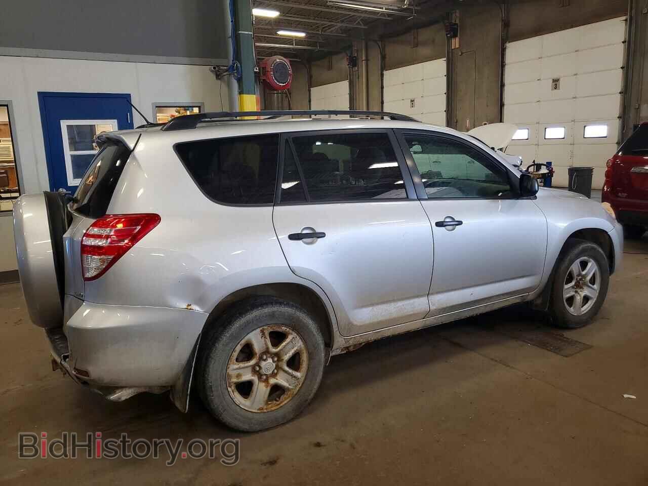 2010 TOYOTA RAV4 - VIN: 2T3BF4DV2AW061304 - Фото 3