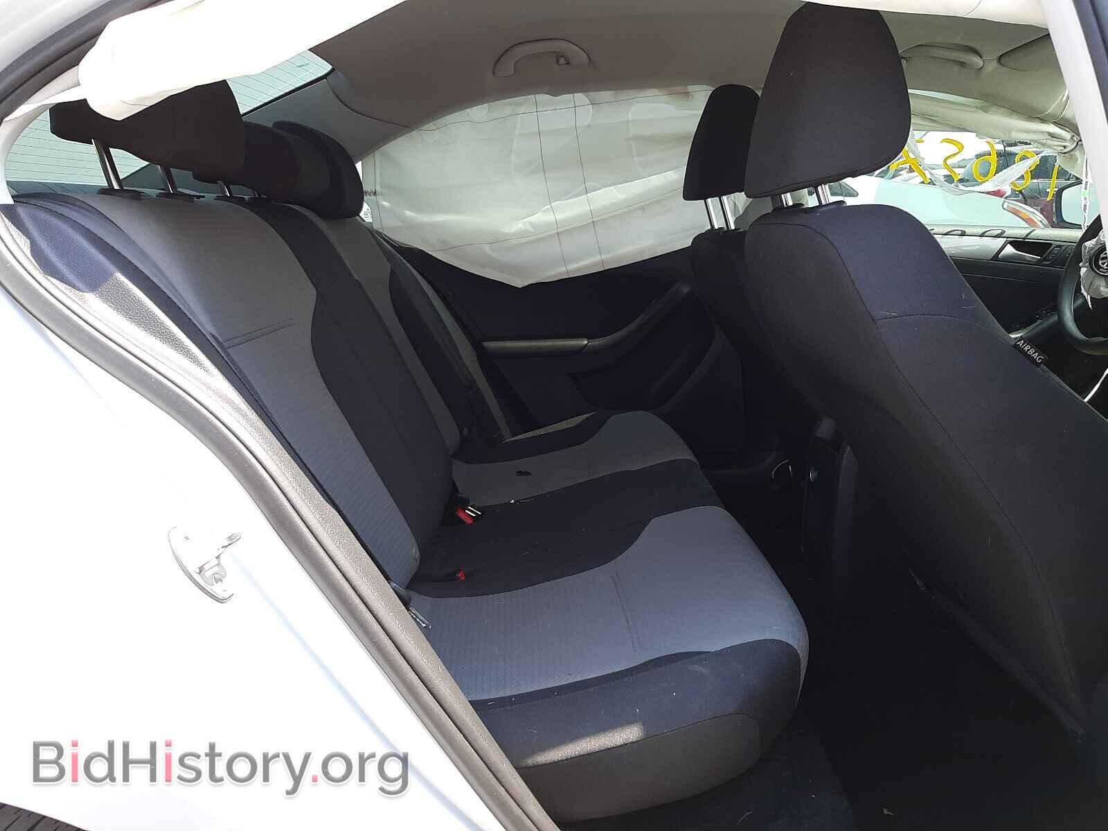 2018 VOLKSWAGEN JETTA - VIN: 3VW2B7AJ4JM258424 - Фото 6