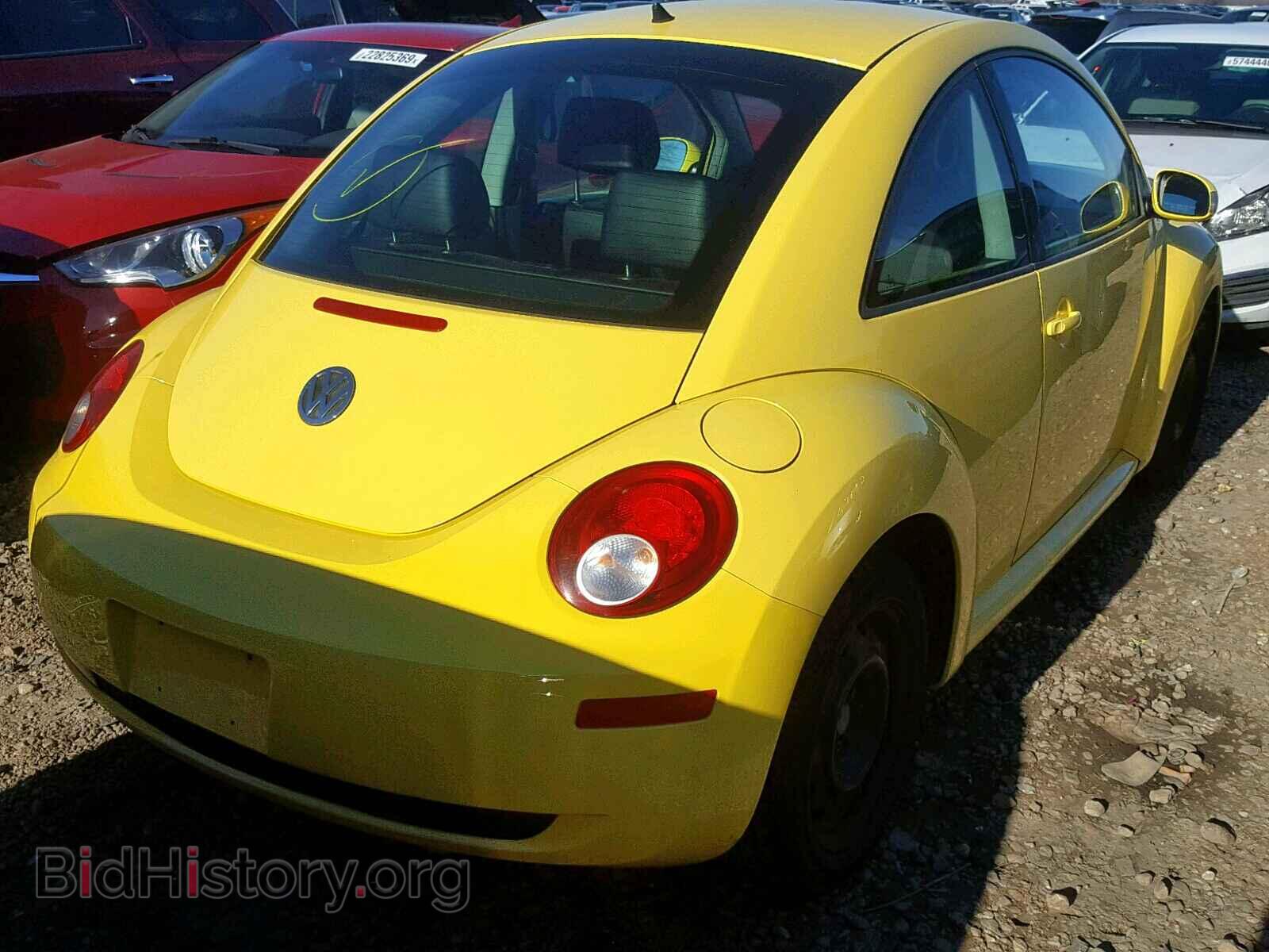 2010 VOLKSWAGEN BEETLE - VIN: 3VWPG3AG0AM006433 - Фото 4