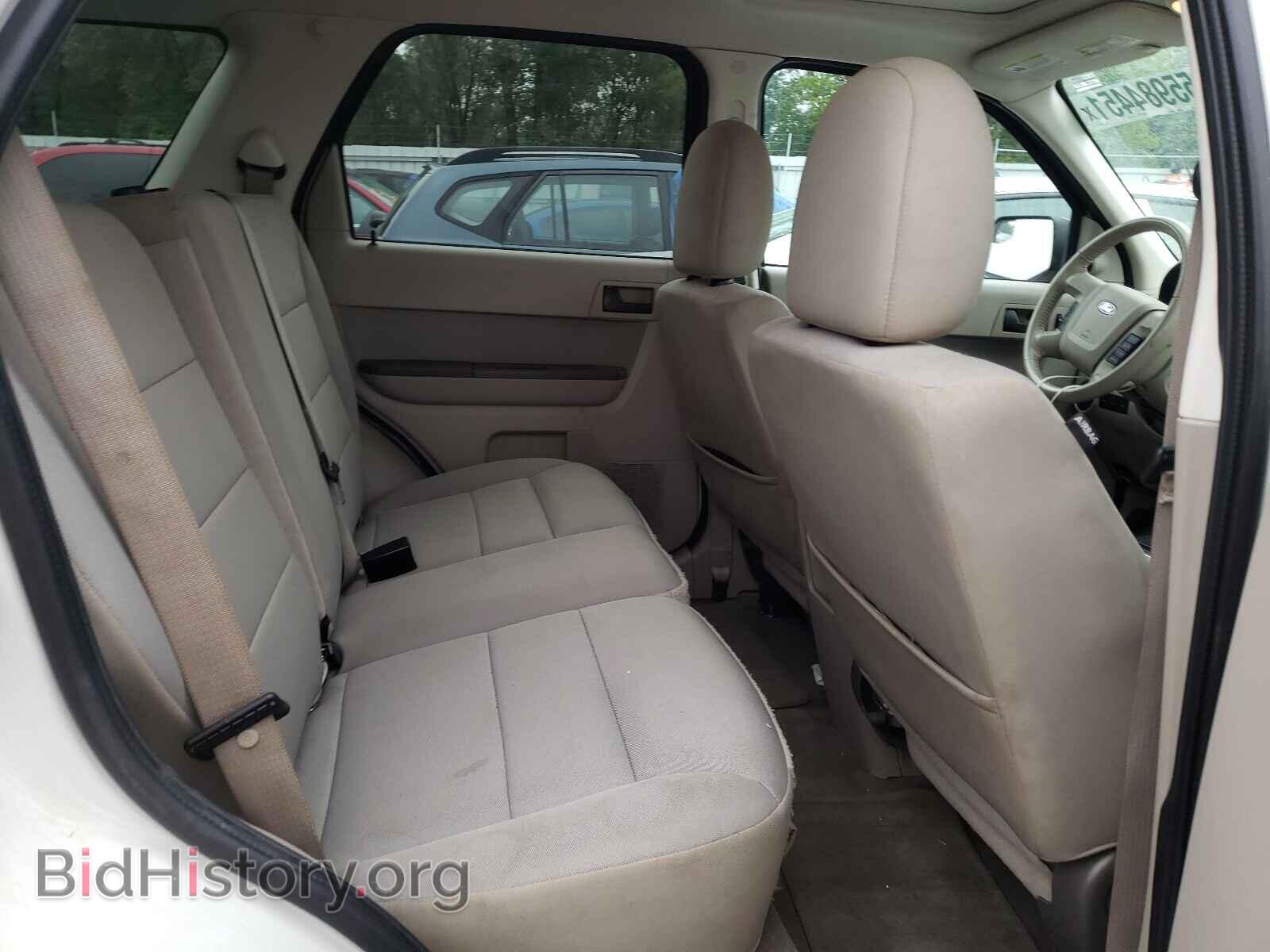 2011 FORD ESCAPE - VIN: 1FMCU9DG4BKA54014 - Photo 6
