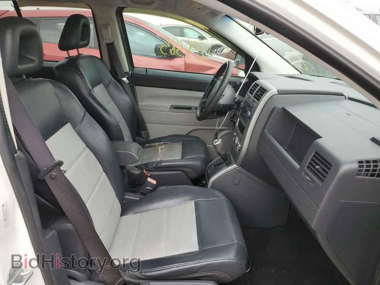 2007 JEEP COMPASS - VIN: 1J8FT57W17D176639 - Photo 5