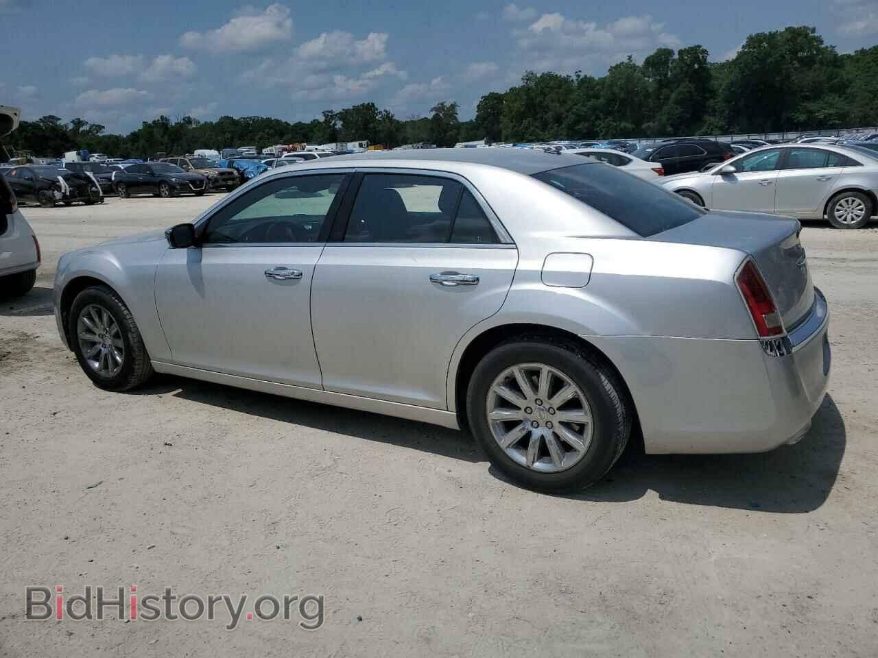 2012 CHRYSLER 300 - VIN: 2C3CCACG4CH249716 - Фото 2