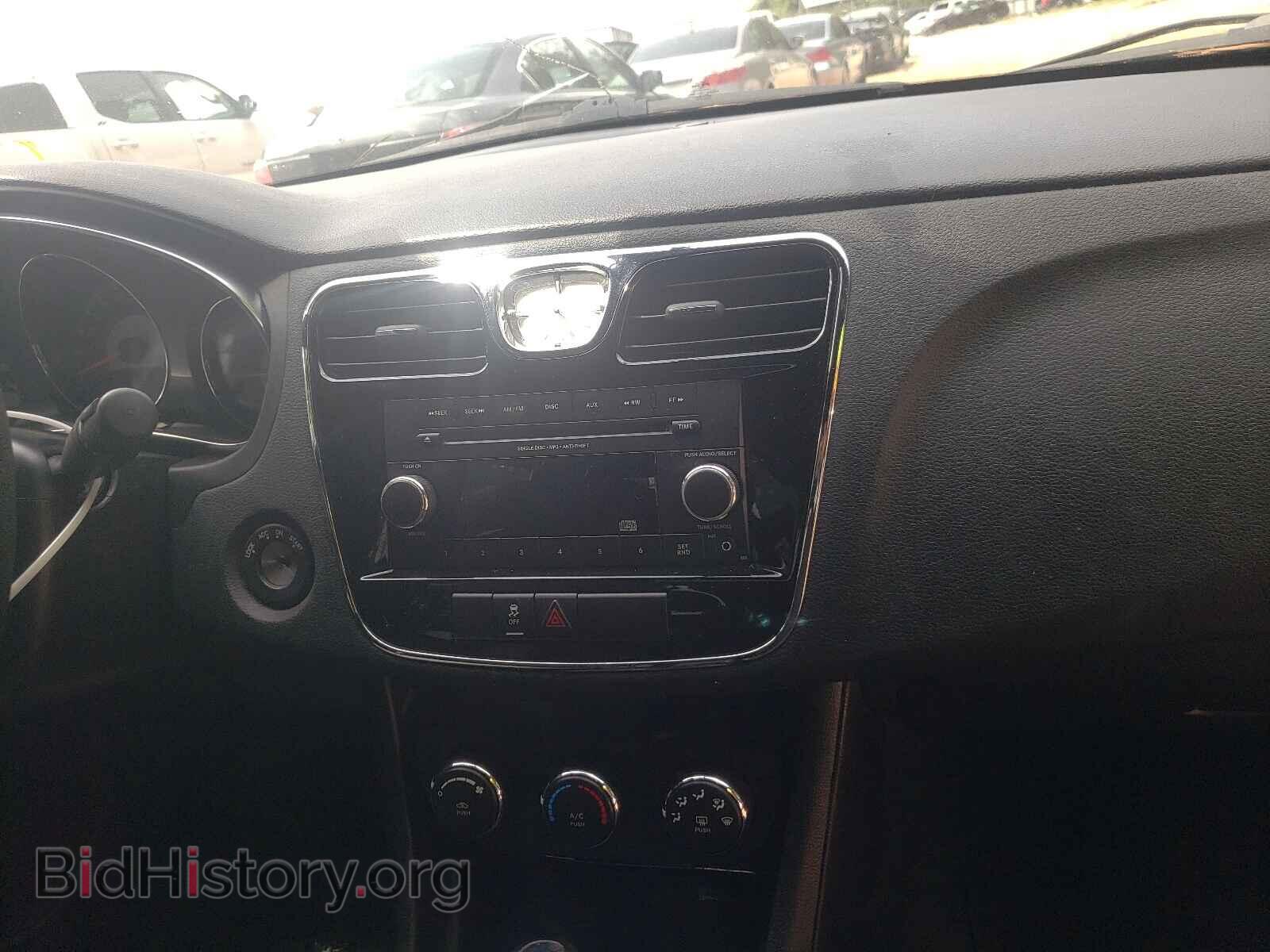 2013 CHRYSLER 200 - VIN: 1C3CCBAB8DN761453 - Фото 9