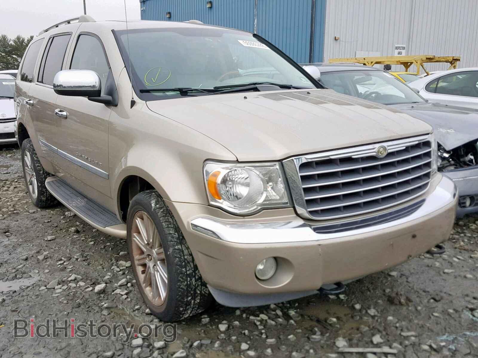 Photo 1A8HW58278F129729 - CHRYSLER ASPEN 2008