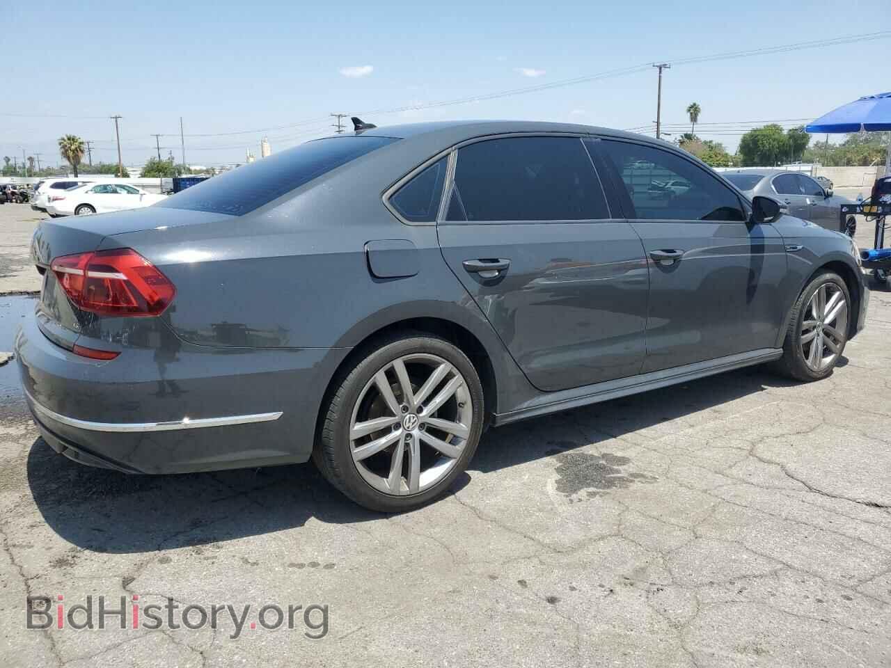 2018 VOLKSWAGEN PASSAT - VIN: 1VWAA7A36JC007793 - Фото 3