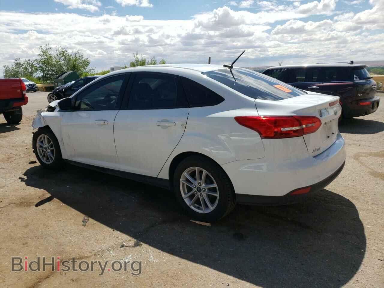 2017 FORD FOCUS - VIN: 1FADP3F21HL300654 - Фото 2