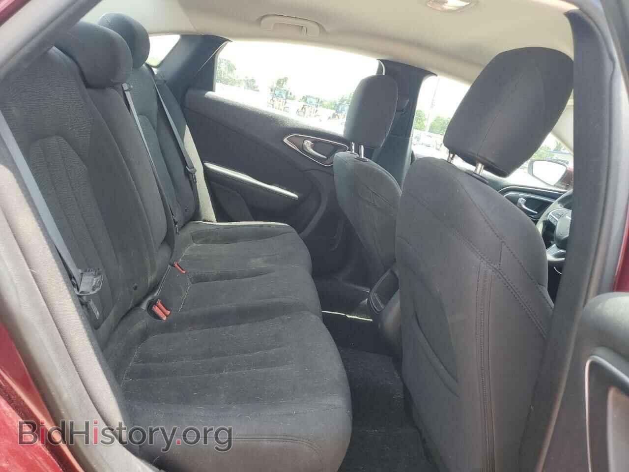 2015 CHRYSLER 200 - VIN: 1C3CCCAB6FN651994 - Фото 10