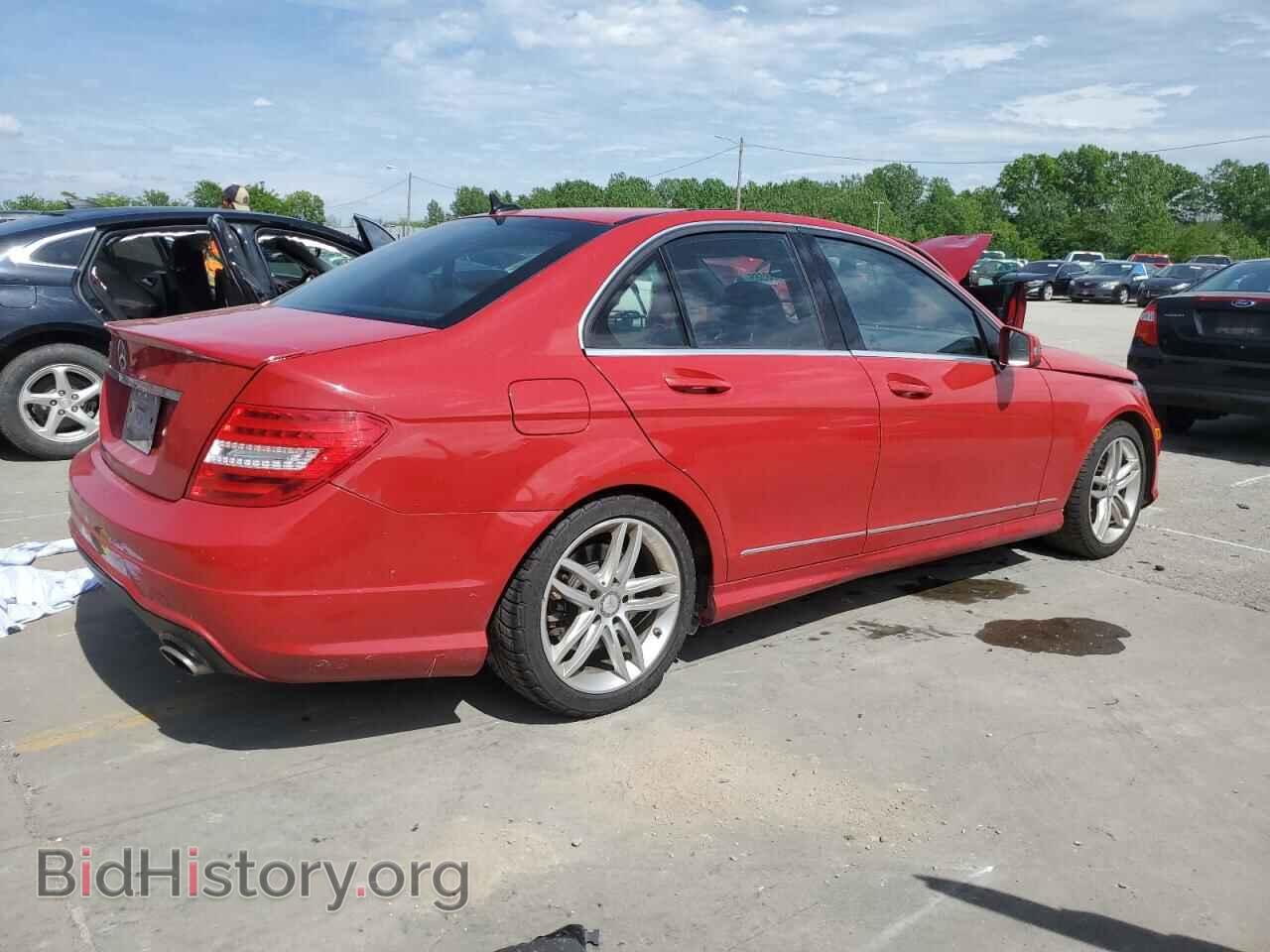 2014 MERCEDES-BENZ C-CLASS - VIN: WDDGF8AB3EA957113 - Фото 3