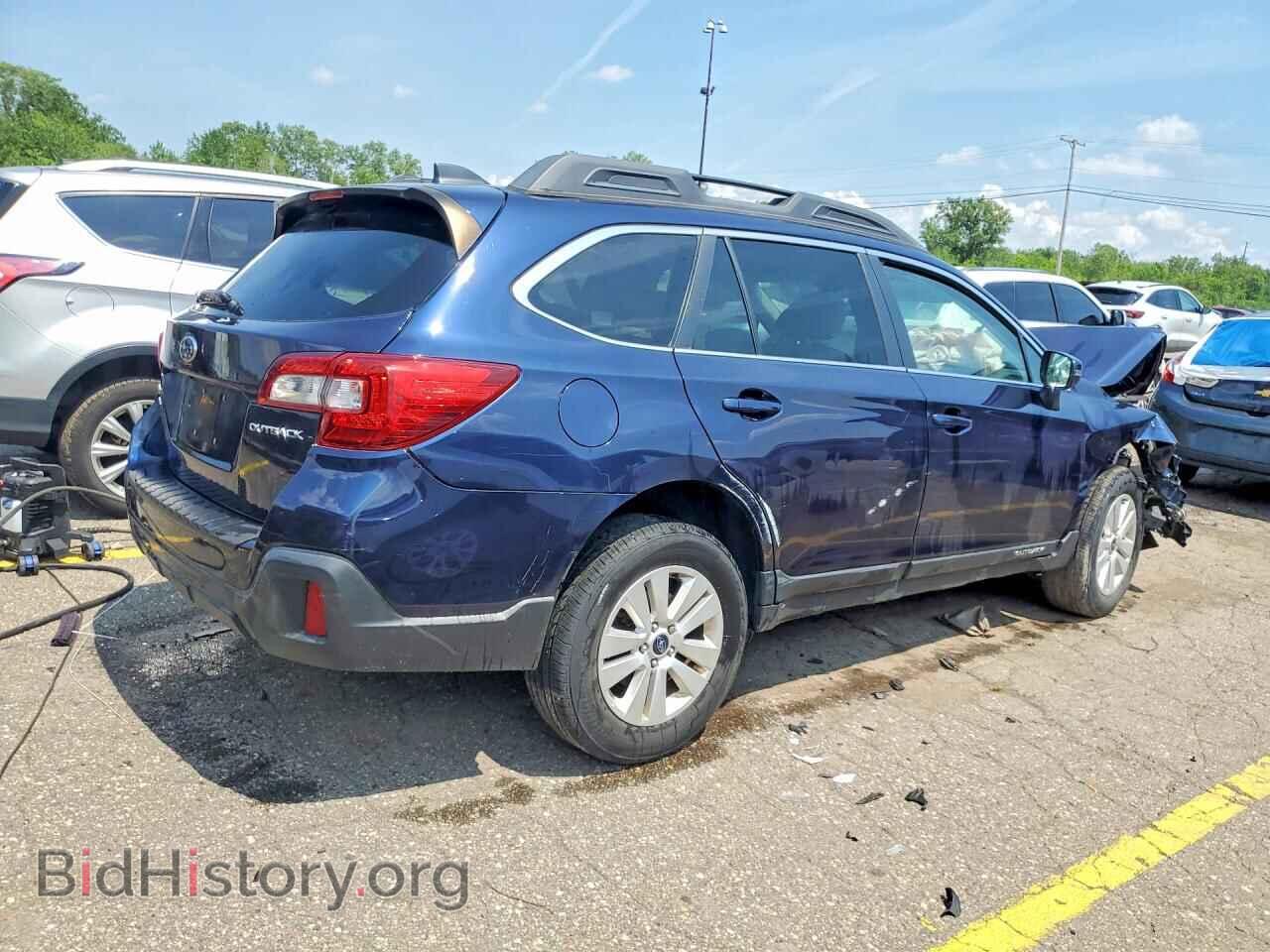 2018 SUBARU OUTBACK - VIN: 4S4BSAFC2J3254427 - Фото 3