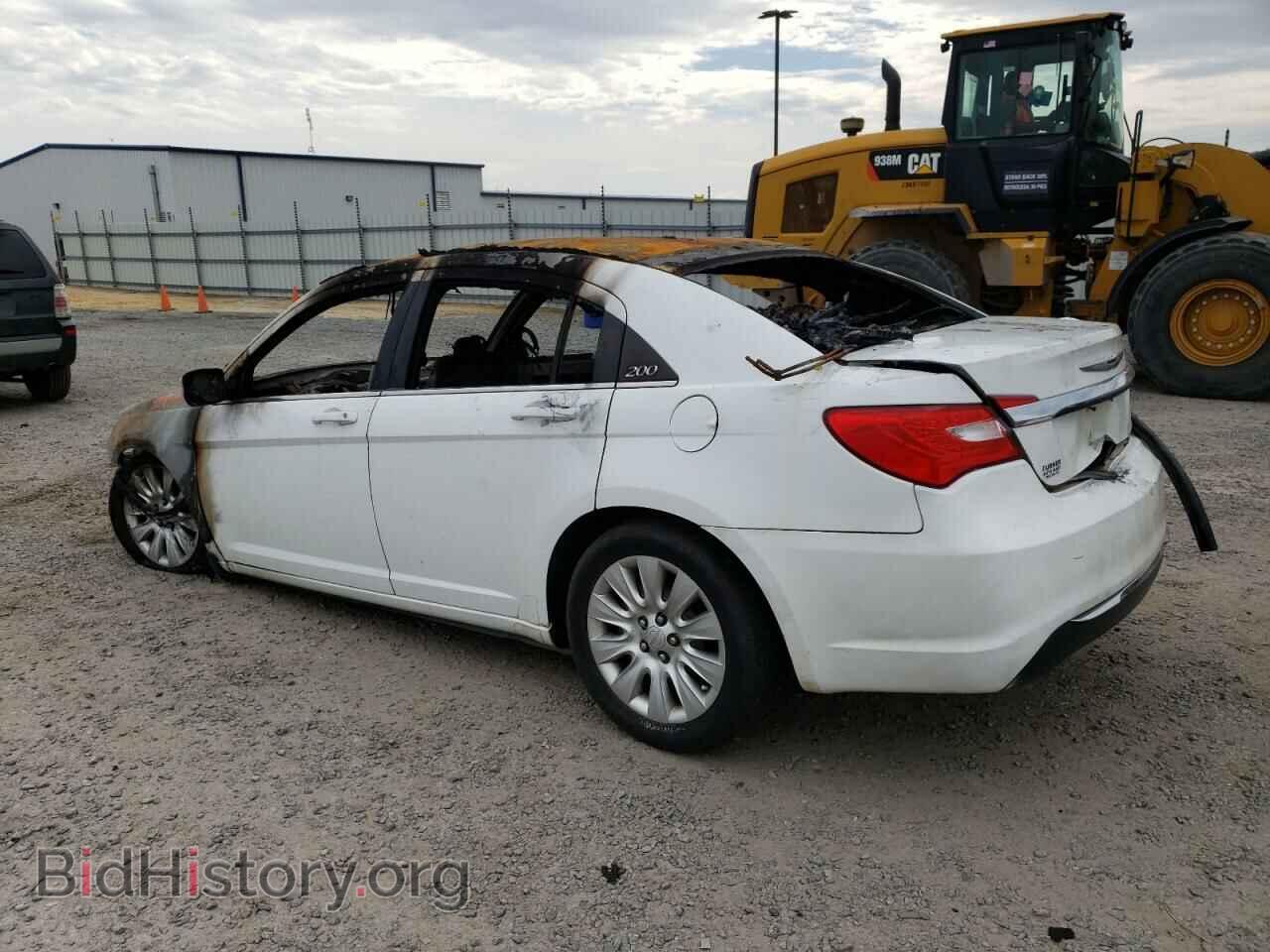 2012 CHRYSLER 200 - VIN: 1C3CCBAB8CN319027 - Фото 2