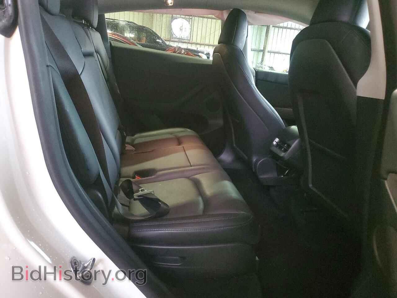 2024 TESLA MODEL Y - VIN: 7SAYGAEE8RF193976 - Photo 10