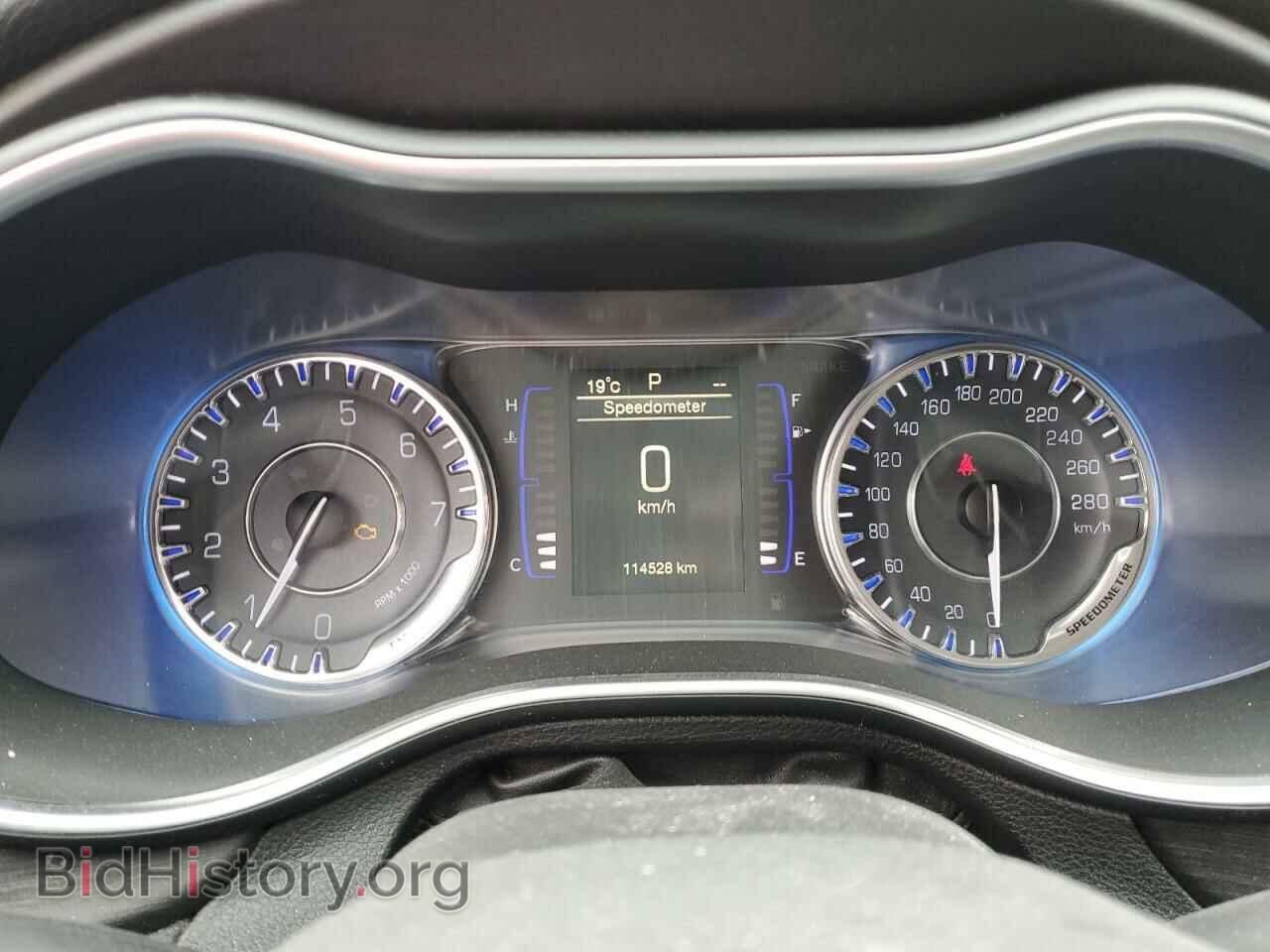 2016 CHRYSLER 200 - VIN: 1C3CCCFBXGN197887 - Фото 9