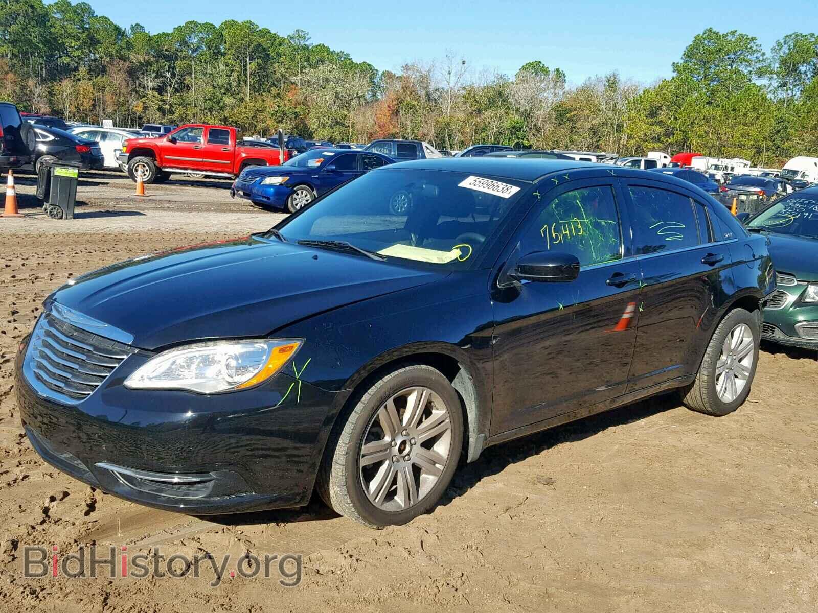 2013 CHRYSLER 200 - VIN: 1C3CCBAB3DN660448 - Photo 2