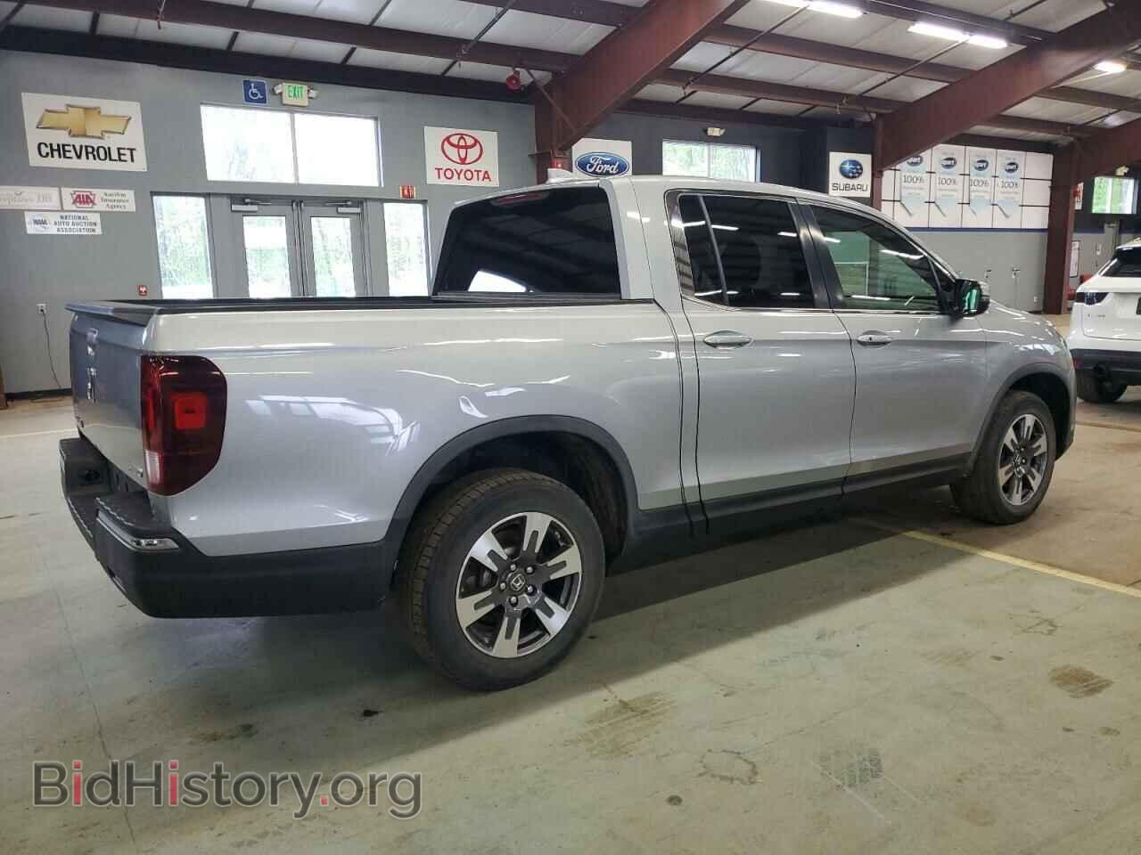 2017 HONDA RIDGELINE - VIN: 5FPYK3F55HB006401 - Фото 3