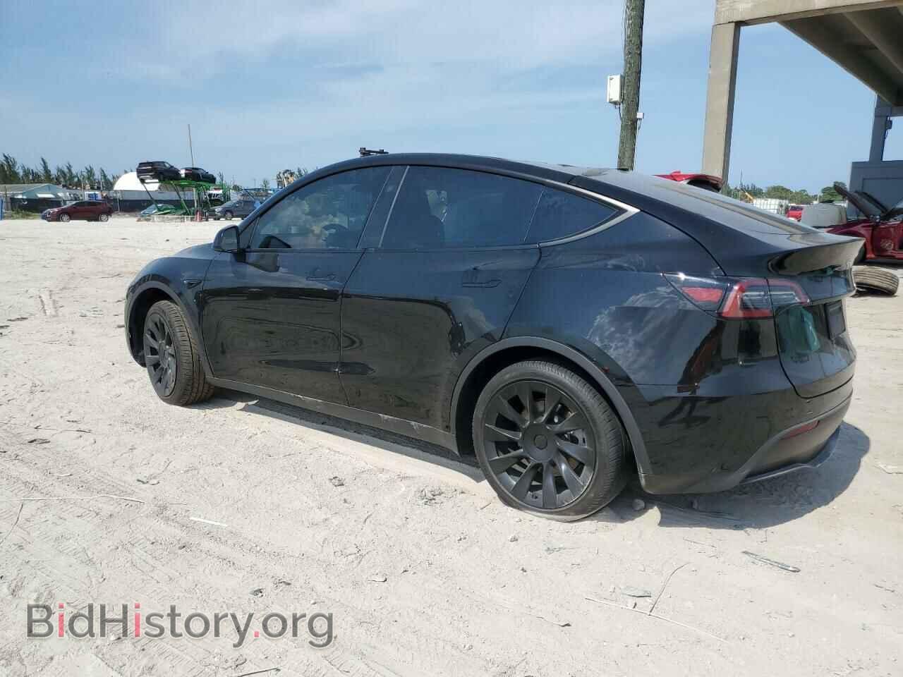 2023 TESLA MODEL Y - VIN: 7SAYGDEDXPF949863 - Фото 2