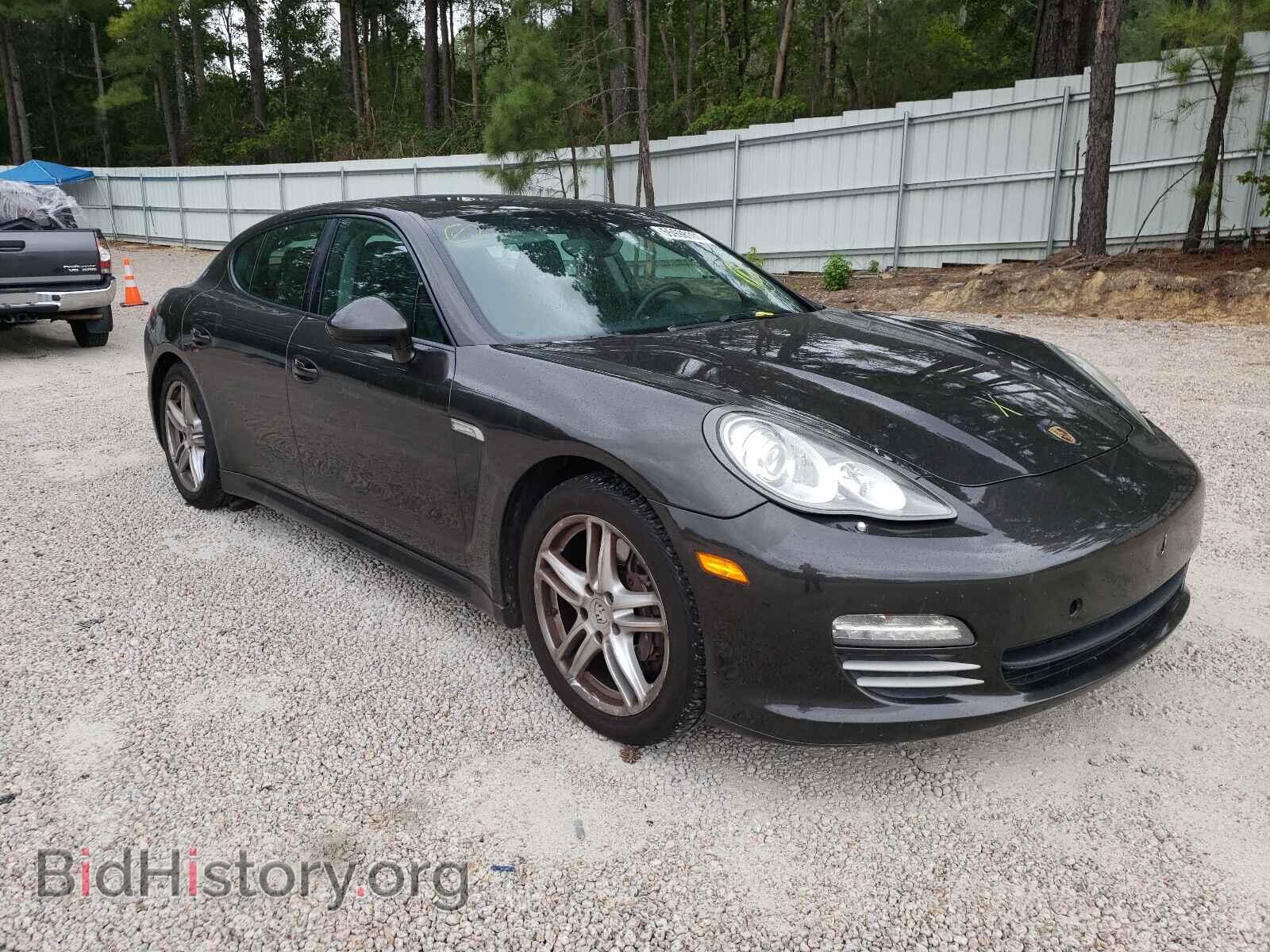 Photo WP0AA2A77BL013404 - PORSCHE PANAMERA 2011