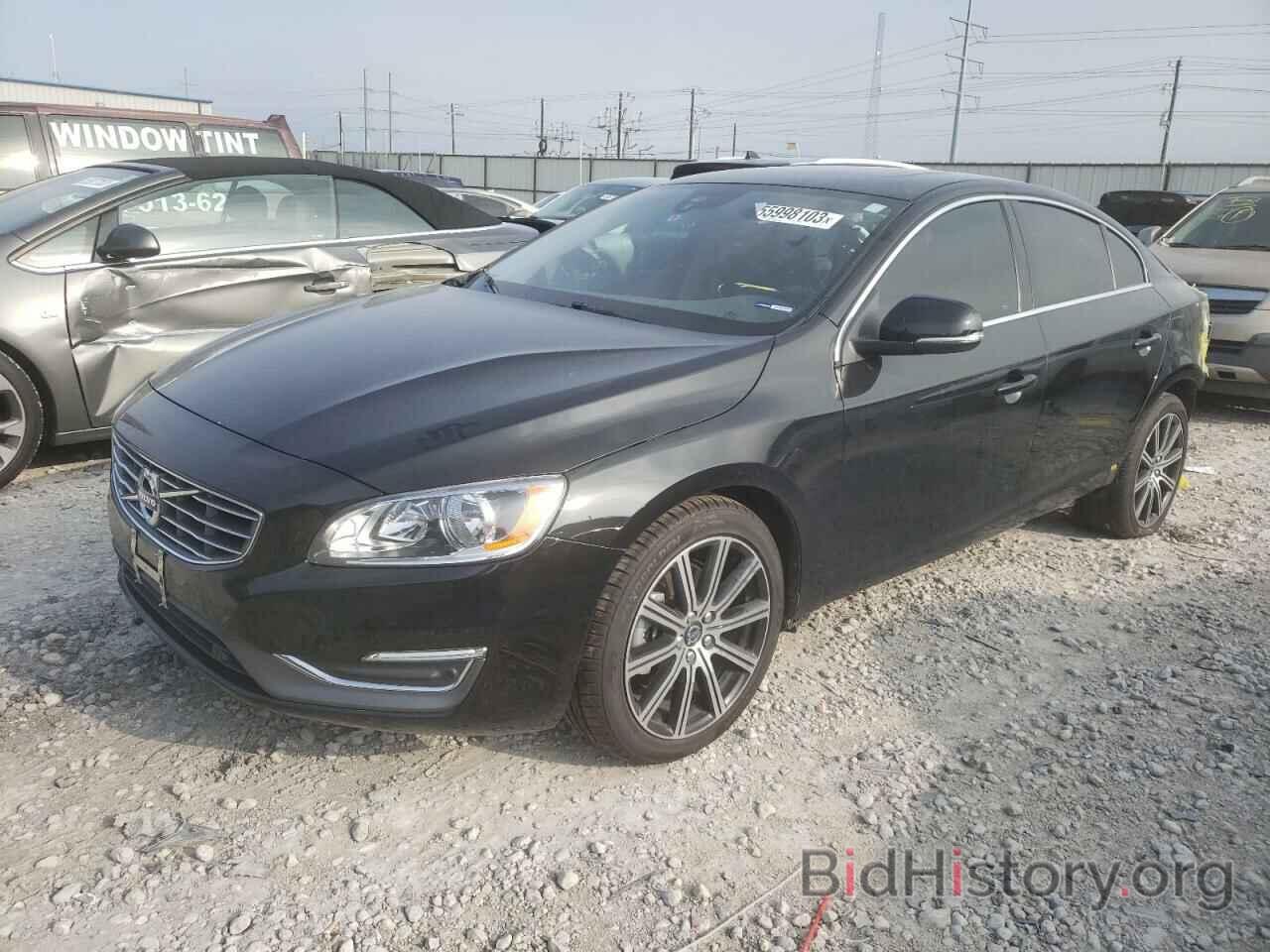 Photo LYV402HK7JB179063 - VOLVO S60 2018