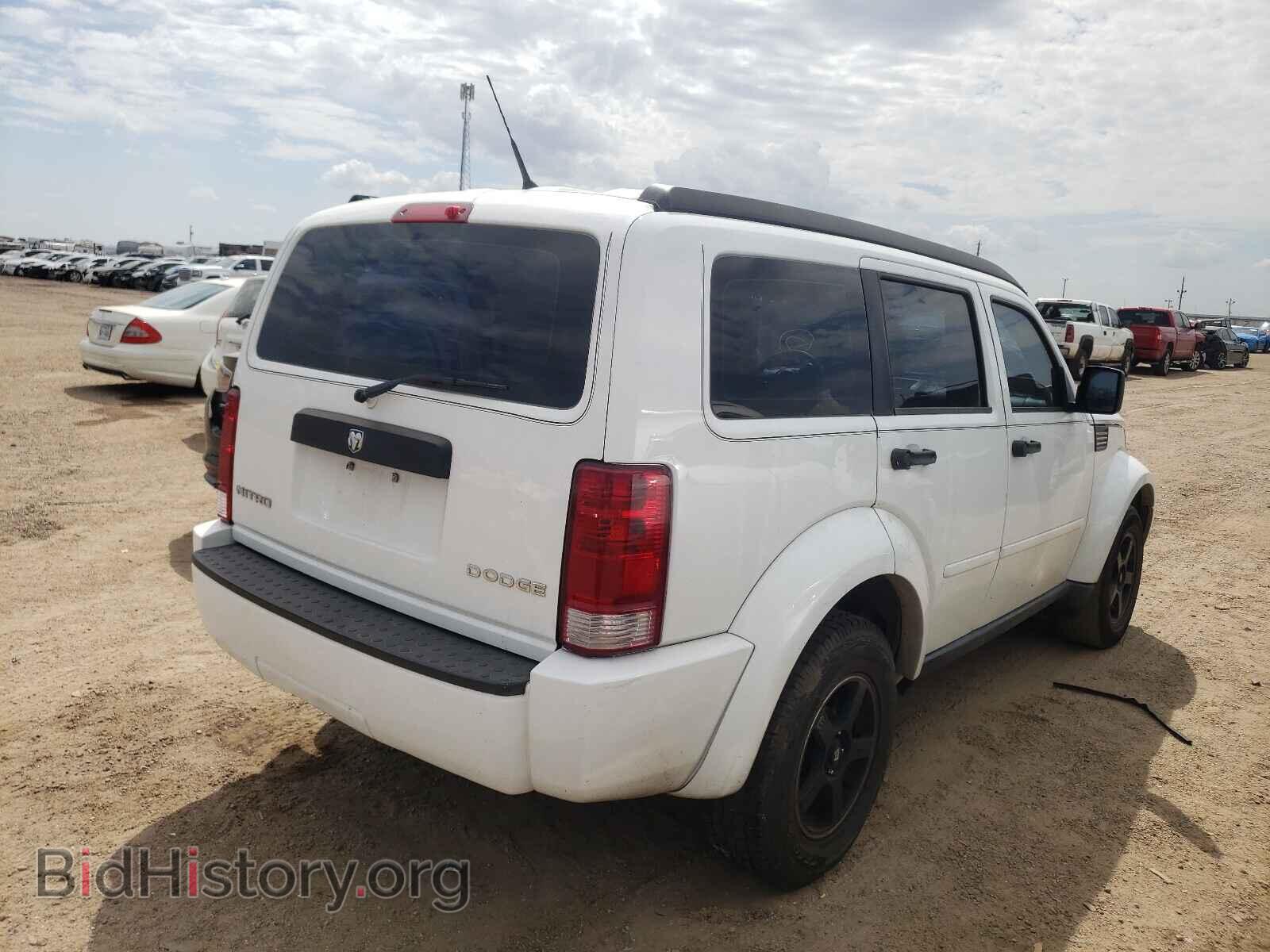 2011 DODGE NITRO - VIN: 1D4PT2GK1BW521840 - Photo 4