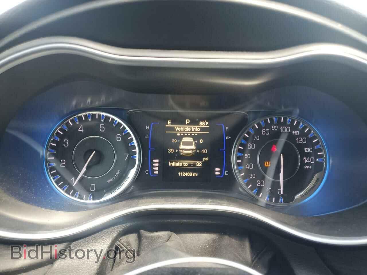 2016 CHRYSLER 200 - VIN: 1C3CCCAB1GN161173 - Фото 9