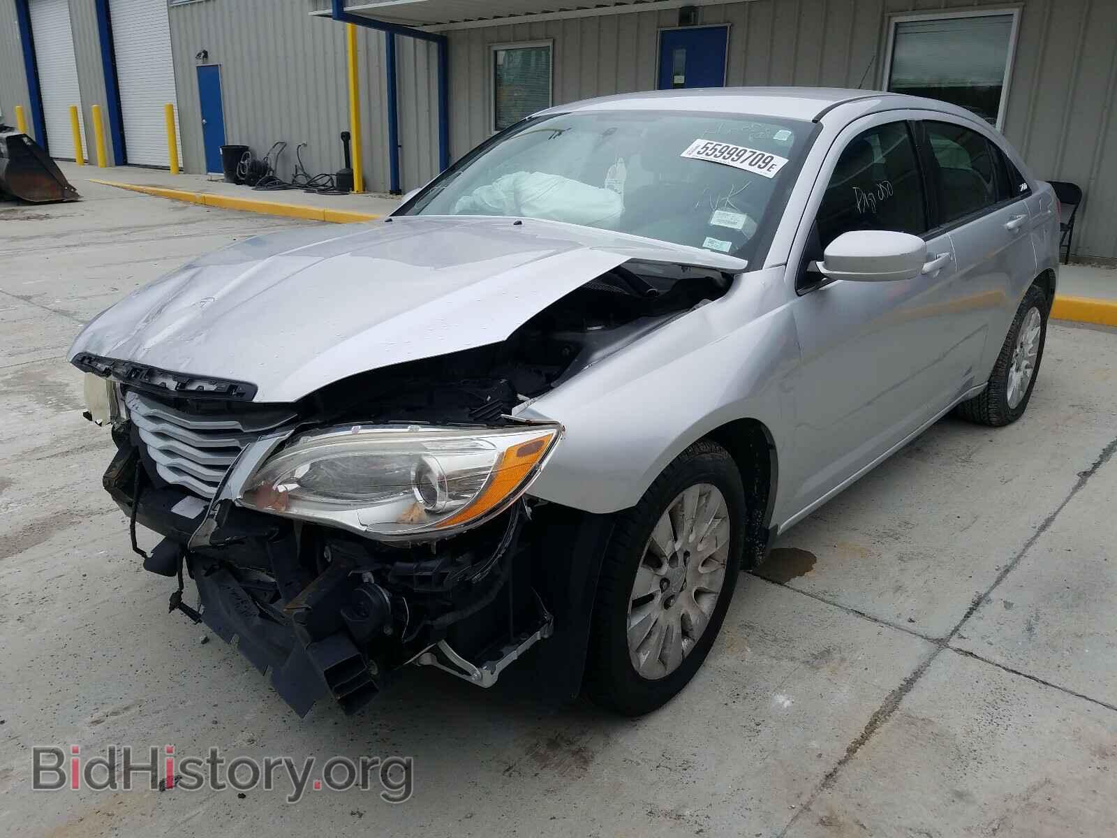 2011 CHRYSLER 200 - VIN: 1C3BC4FG5BN532415 - Фото 2