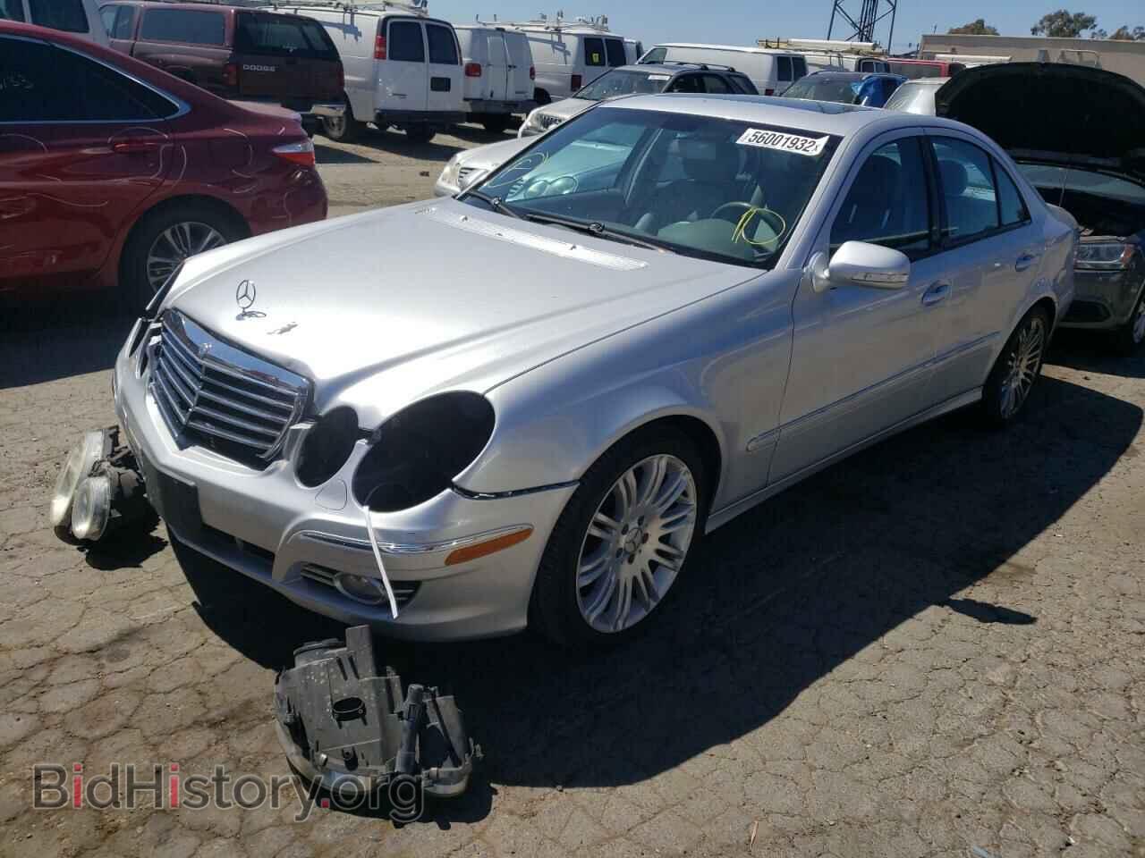 2007 MERCEDES-BENZ E-CLASS - VIN: WDBUF56X57B070835 - Фото 2