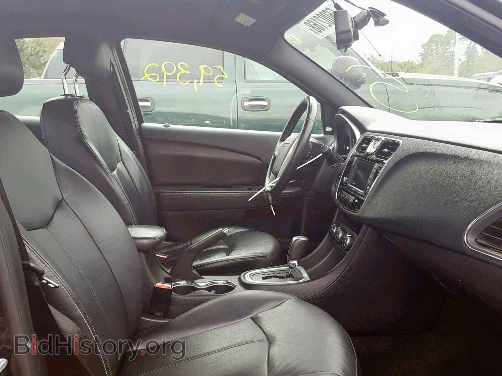 2011 CHRYSLER 200 - VIN: 1C3BC2FG7BN520660 - Фото 5