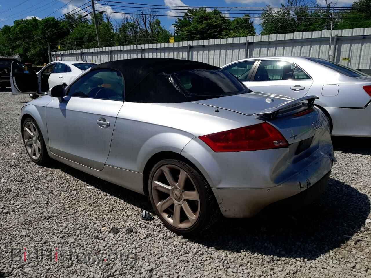 2008 AUDI TT - VIN: TRUMF38JX81002428 - Фото 2