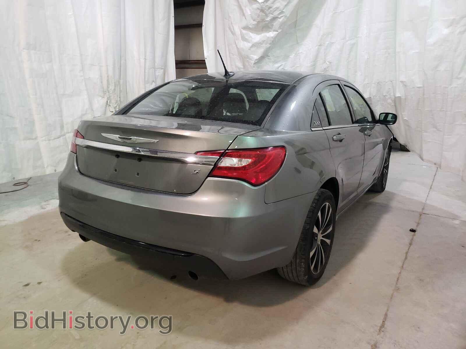 2013 CHRYSLER 200 - VIN: 1C3CCBCG0DN504425 - Фото 4