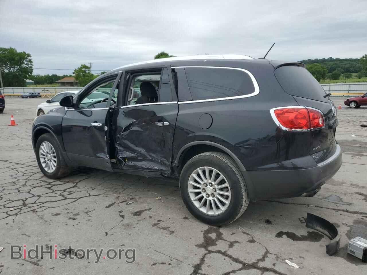 2011 BUICK ENCLAVE - VIN: 5GAKRAED7BJ168524 - Фото 2