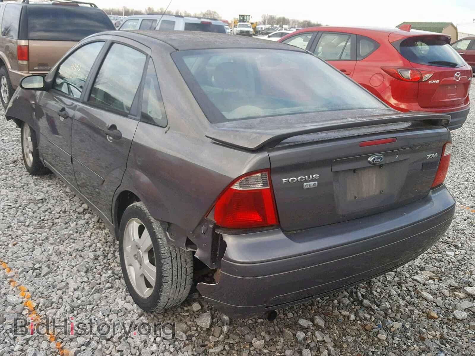 2005 FORD FOCUS - VIN: 1FAFP34N45W188321 - Фото 3