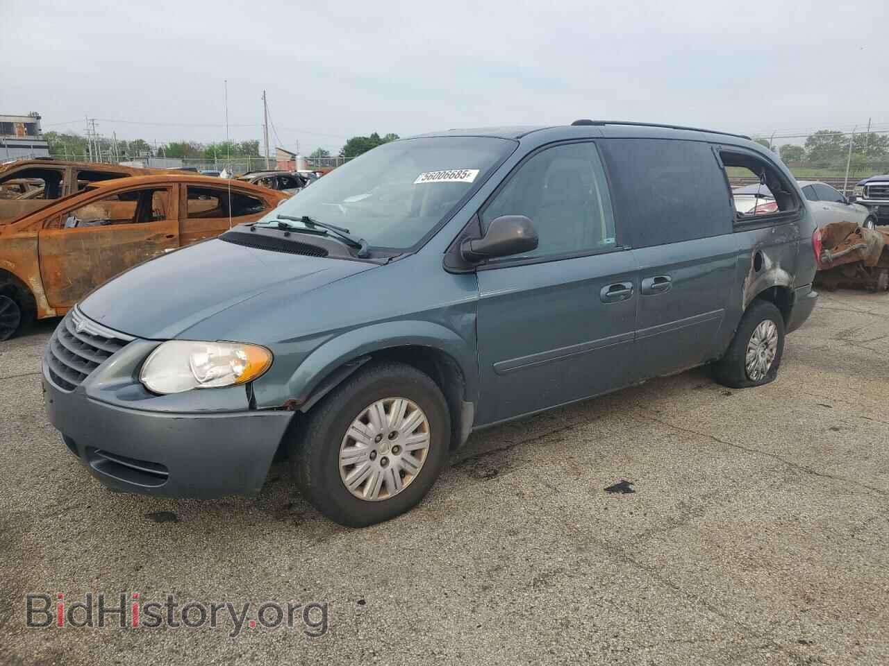 Photo 2C4GP44RX5R375322 - CHRYSLER MINIVAN 2005