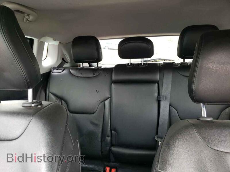 2022 Jeep COMPASS (VIN 3C4NJDCB1NT154895) — photo 10 of 13