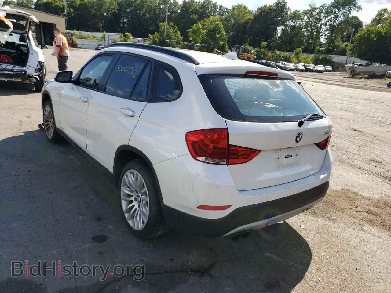 2014 BMW X1 - VIN: WBAVL1C57EVY22313 - Фото 3