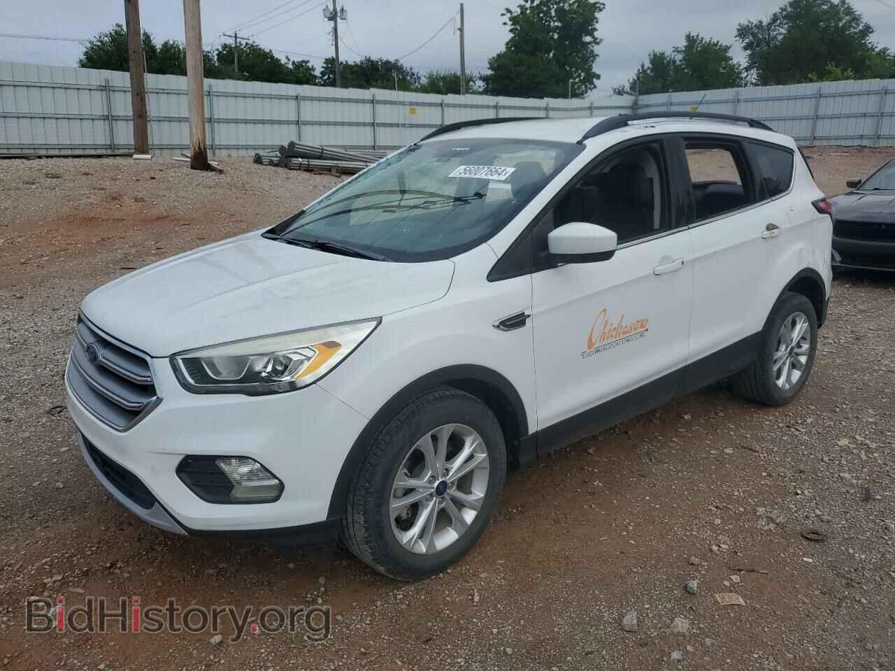 Фотография 1FMCU0GD2HUC52018 - FORD ESCAPE 2017