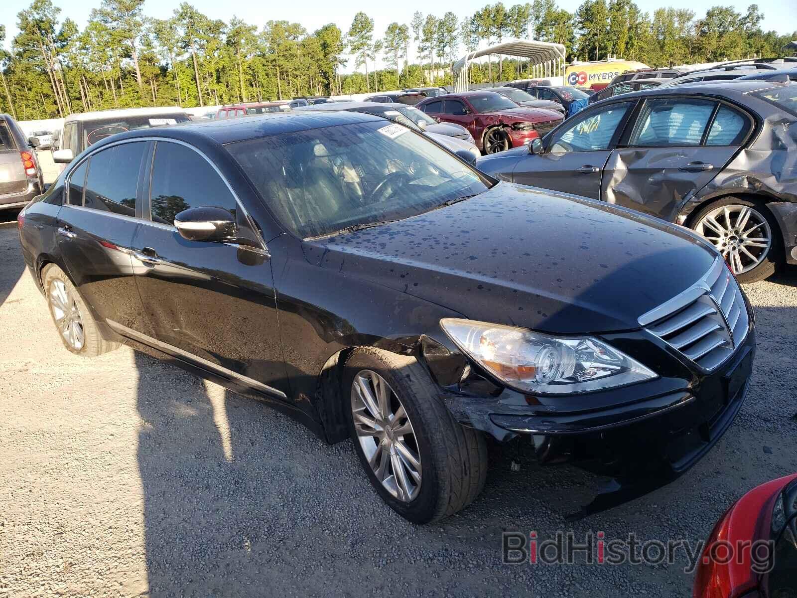 Photo KMHGC4DF0BU132047 - HYUNDAI GENESIS 2011