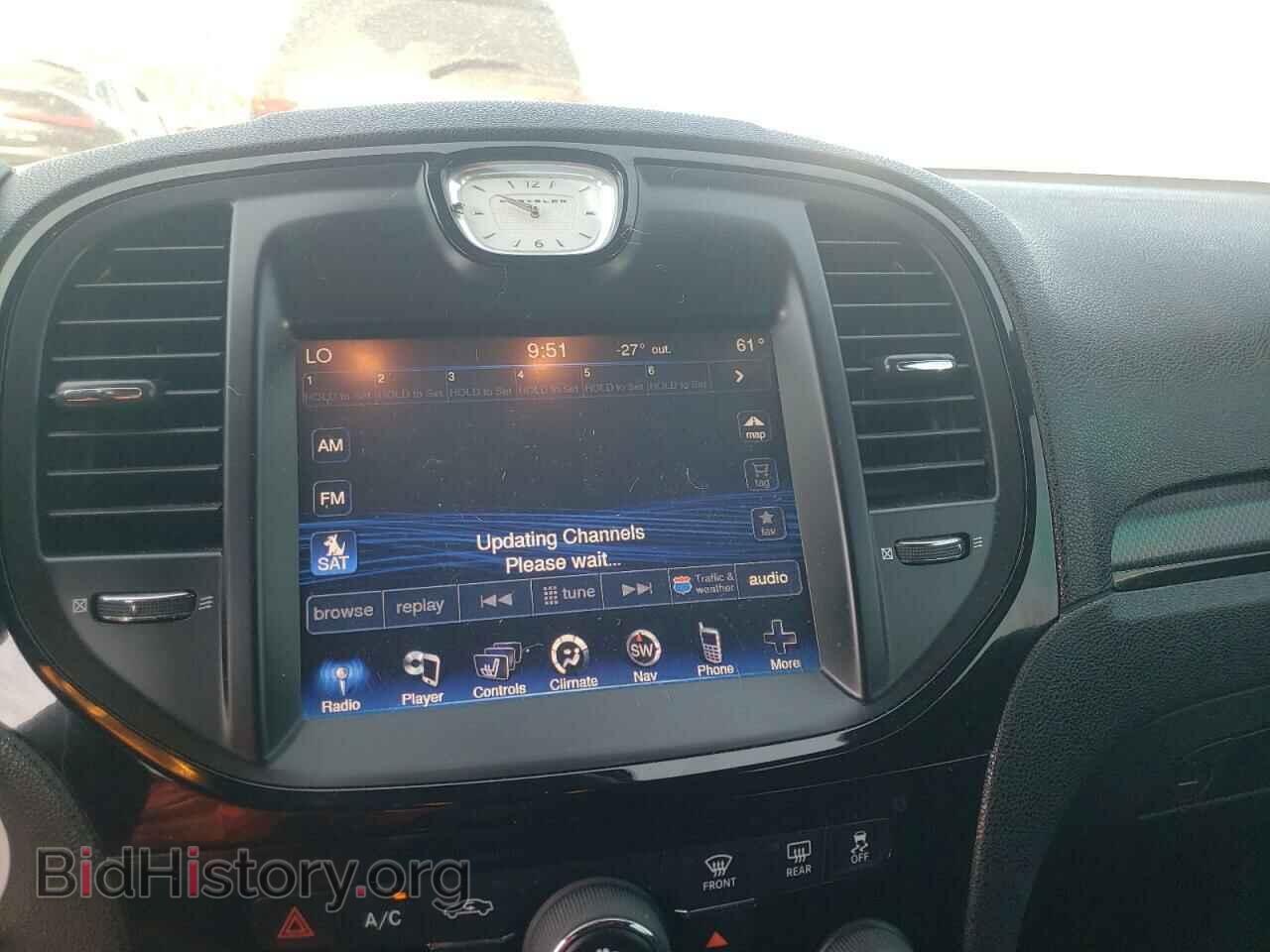 2014 CHRYSLER 300 - VIN: 2C3CCABG2EH221806 - Фото 9