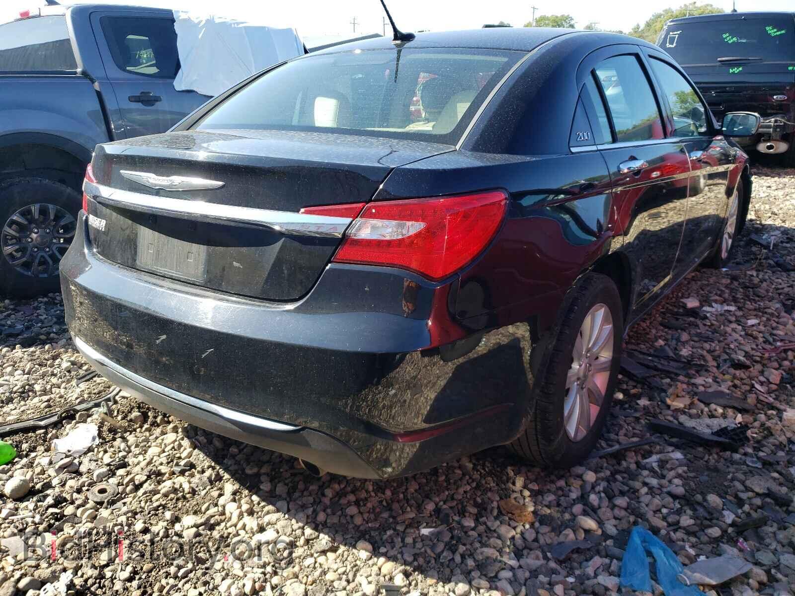 2013 CHRYSLER 200 - VIN: 1C3CCBCGXDN595977 - Фото 4