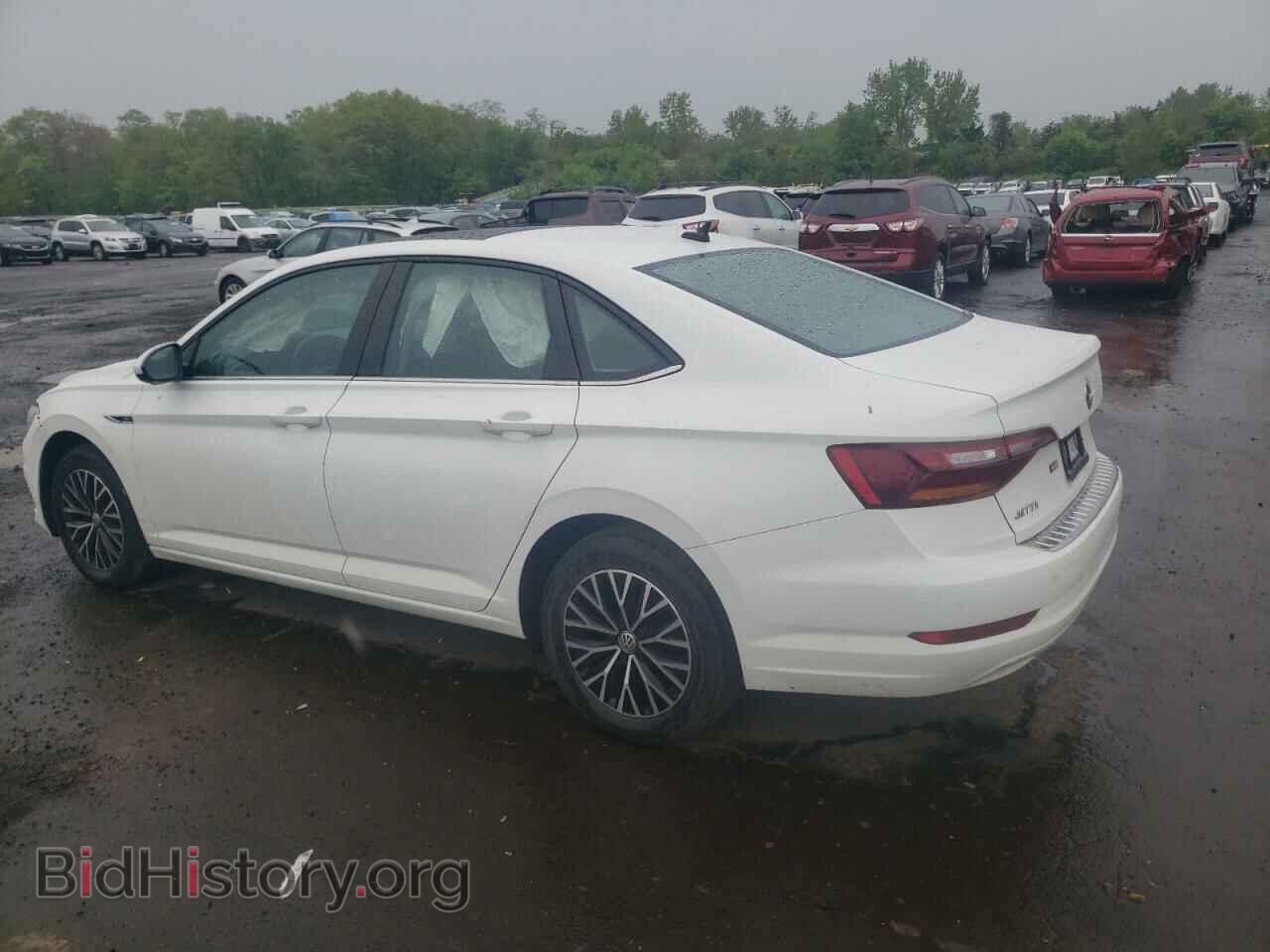 2019 VOLKSWAGEN JETTA - VIN: 3VWEB7BU8KM131988 - Фото 2
