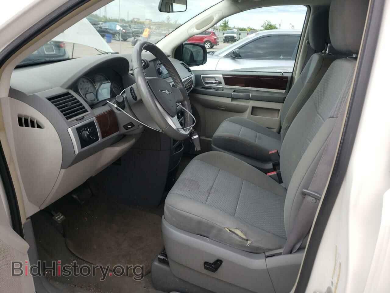 2010 CHRYSLER MINIVAN - VIN: 2A4RR5D11AR289369 - Фото 7