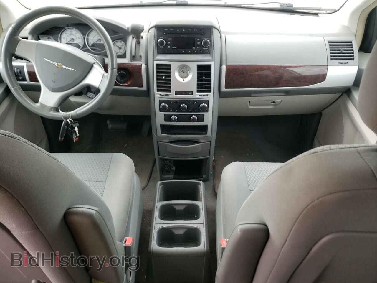 2010 CHRYSLER MINIVAN - VIN: 2A4RR5D11AR289369 - Фото 8