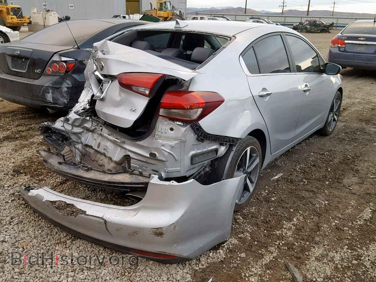 2017 KIA FORTE EX - VIN: 3KPFL4A85HE101700 - Фото 4
