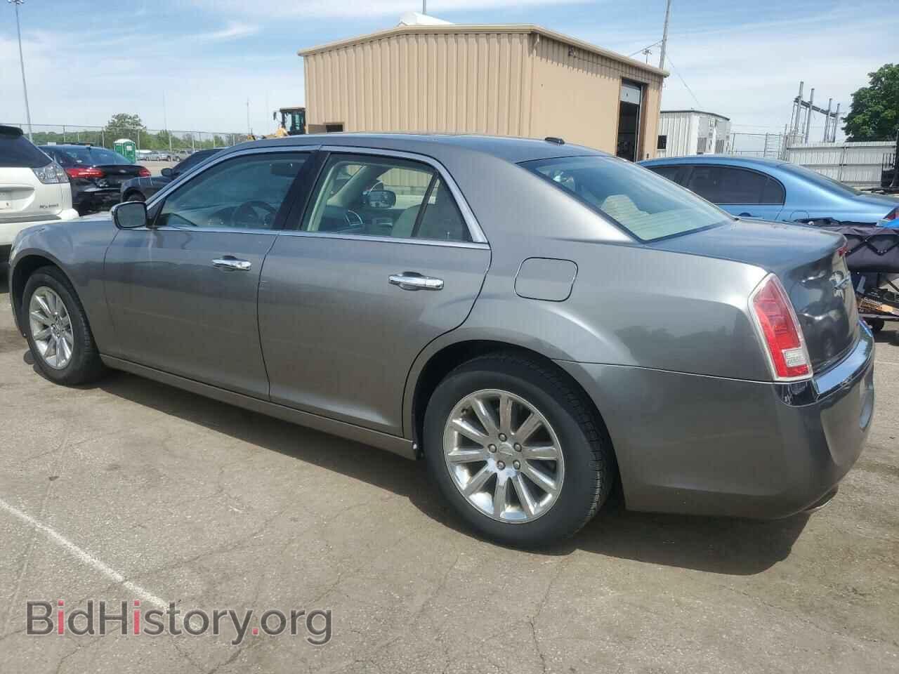 2011 CHRYSLER 300 - VIN: 2C3CA5CGXBH514778 - Фото 2