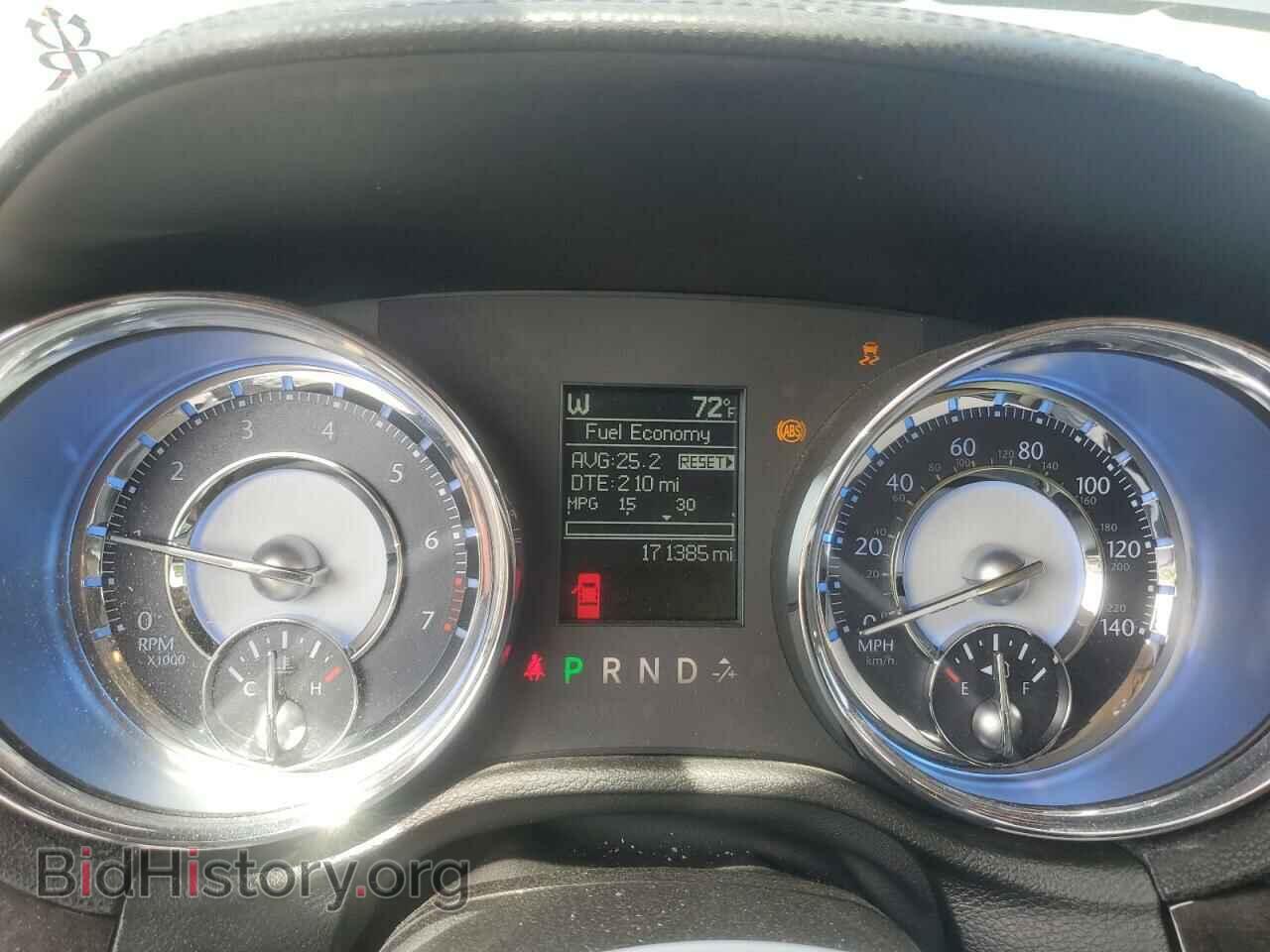 2011 CHRYSLER 300 - VIN: 2C3CA5CGXBH514778 - Фото 9