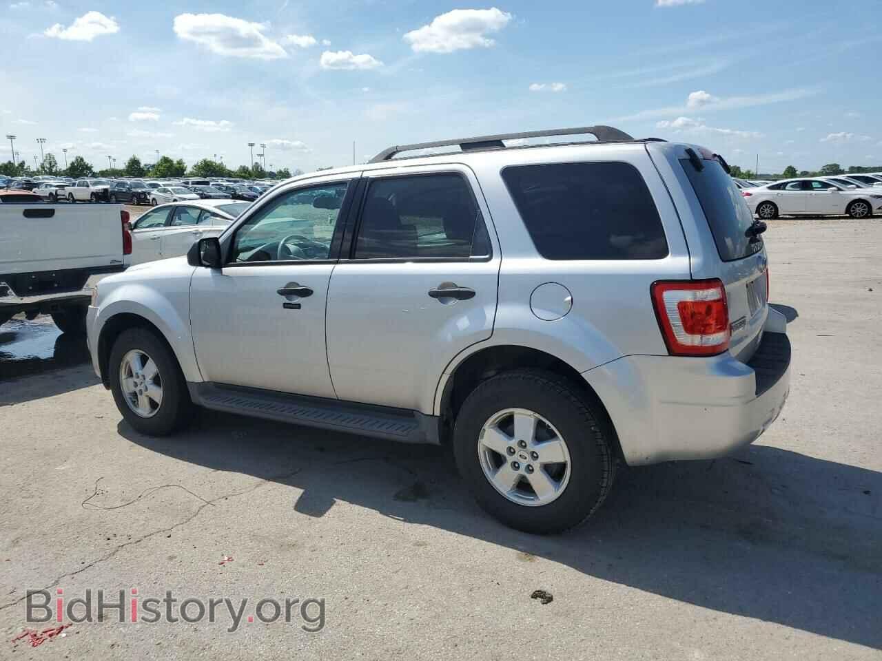 2011 FORD ESCAPE - VIN: 1FMCU0DG1BKB03150 - Фото 2